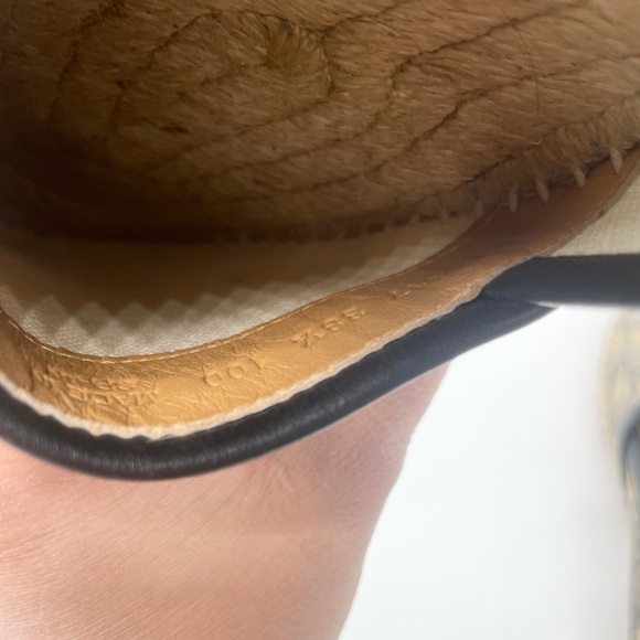 Gucci Beige Natural GG coated canvas black leather trim bee espadrille 38.5 - Picture 6 of 8